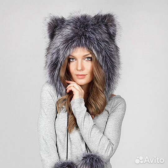 Шапка с ушками, Зверошапка Чернобурка с помпонами