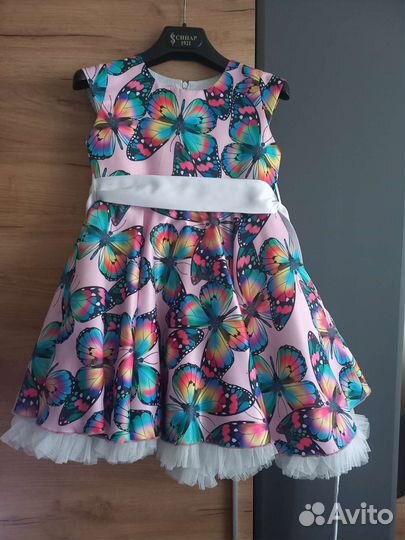 Нарядное платье для девочки 5-7 лет