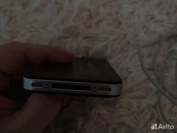 iPhone 4, 8 ГБ