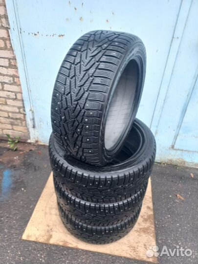 Nokian Tyres Hakkapeliitta 7 SUV 245/45 R19