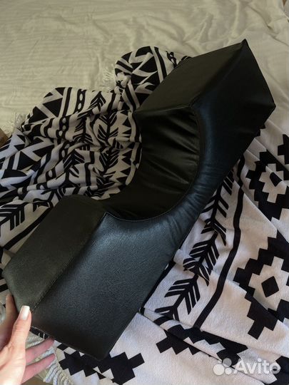 Подушка лешмейкера новая Наращивание ламинирование