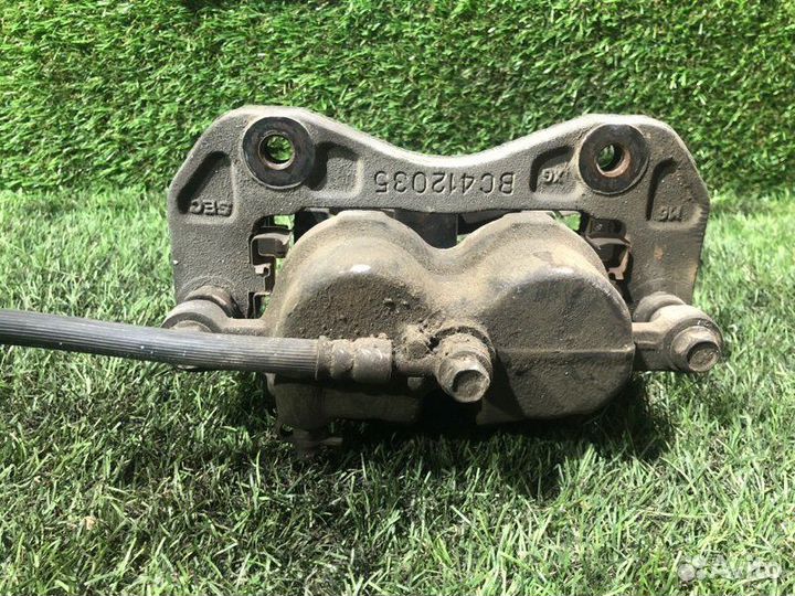 Суппорт передний правый Hyundai Grandeur TG G6EA