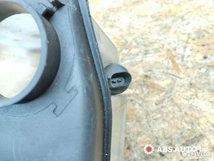 Бачок омывателя BMW X5 E53 рест. 2005 61678252738