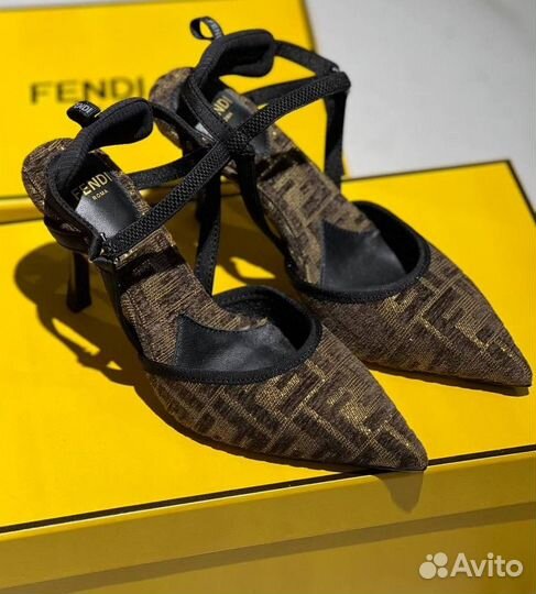 Туфли Fendi