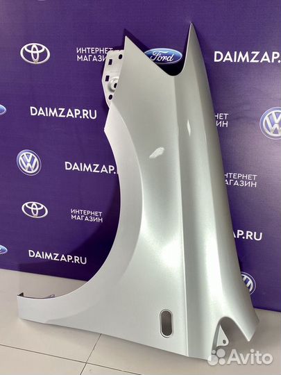 Крыло Volkswagen Polo Левое Серебристый