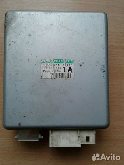 Блок управления рулевой рейкой Toyota 99132903