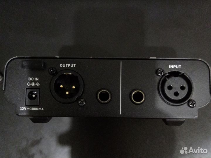 Ламповый предусилитель behringer mic300