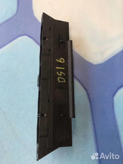 Кронштейн (сопут. товар) 8N0941567B