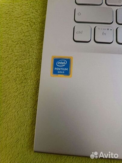 Ноутбук asus
