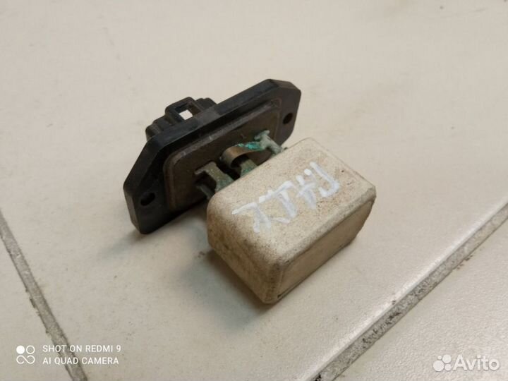 Реостат печки Mitsubishi Pajero II