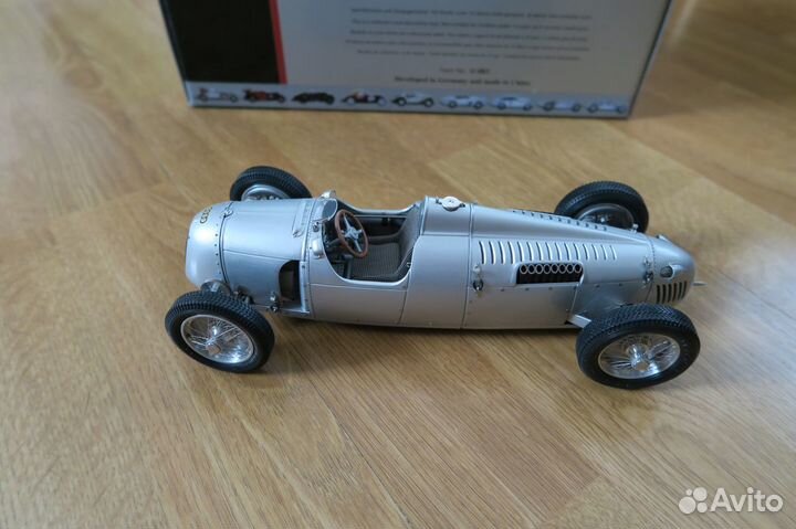 CMC M-034 1:18 auto union type C 1936-1937 silver