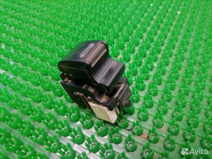 Кнопка стеклоподъемника Byd F3 XC 4G15S 2008