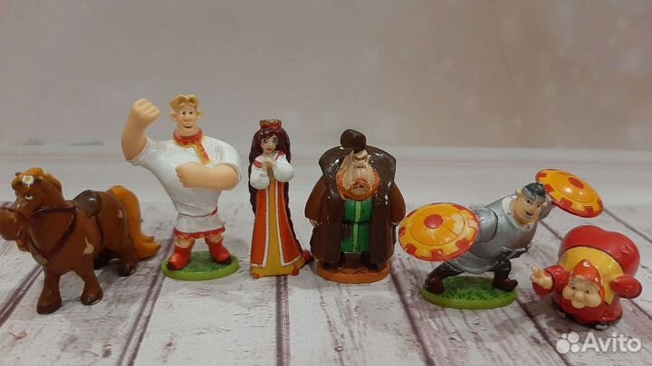 Фигурки киндер