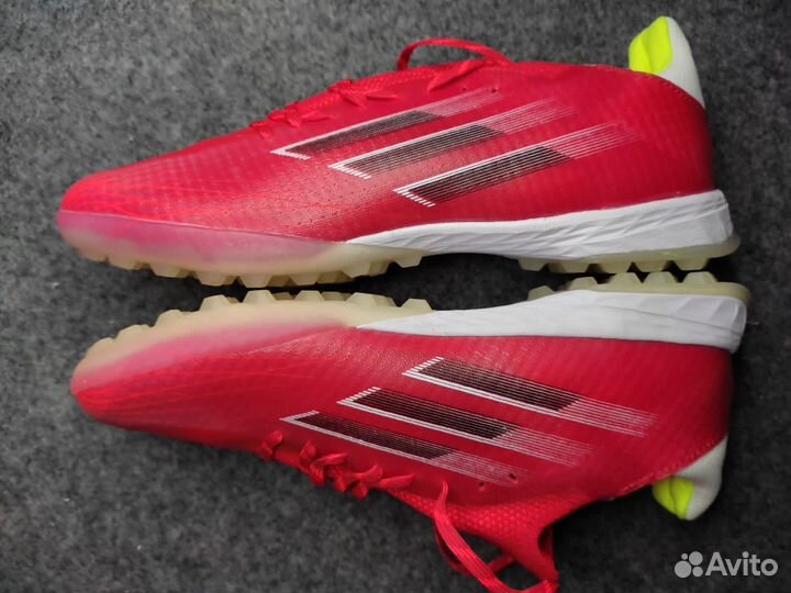 Футбольные бутсы adidas x ghosted