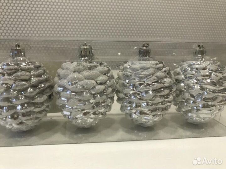 Елочные игрушки