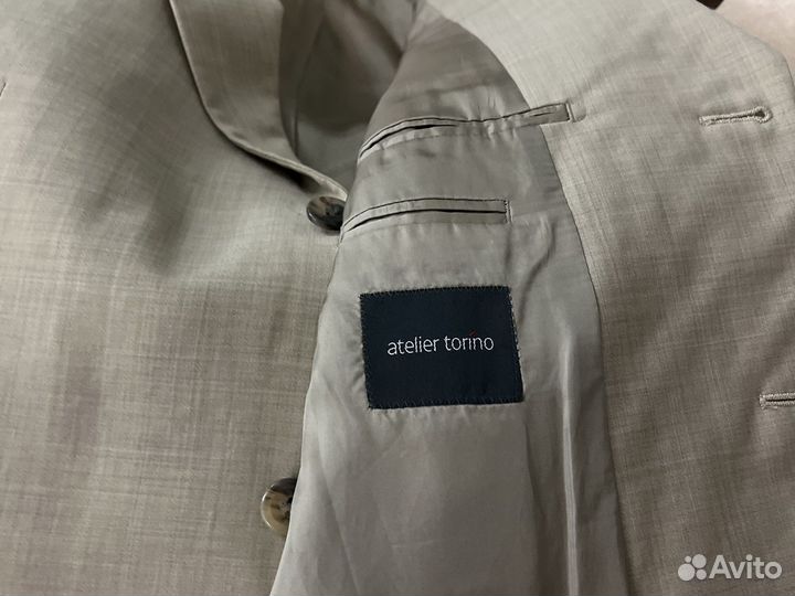 Классический мужской костюм Atelier Torino