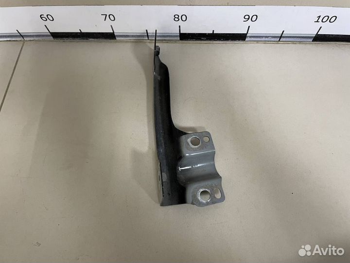 Кронштейн крепления крыла Volkswagen Tiguan 2017