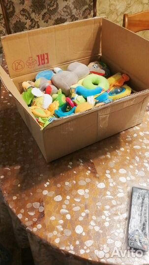 Коробка игрушек