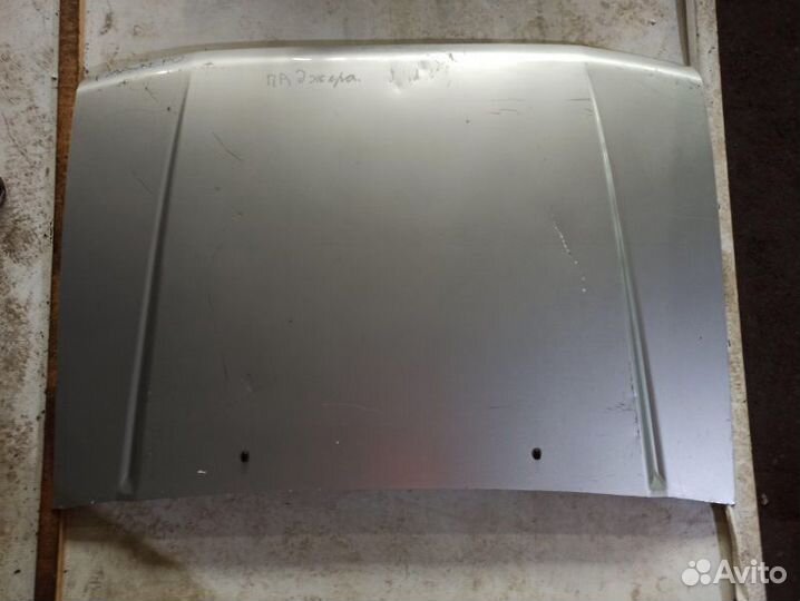 Капот Mitsubishi Pajero V45W 1999