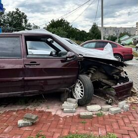 ВАЗ (LADA) 2114 Samara 1.6 MT, 2012, битый, 146 000 км