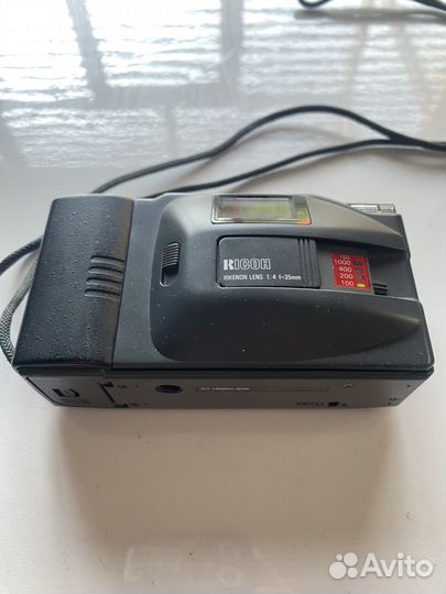 Плёночный фотоаппарат Ricoh
