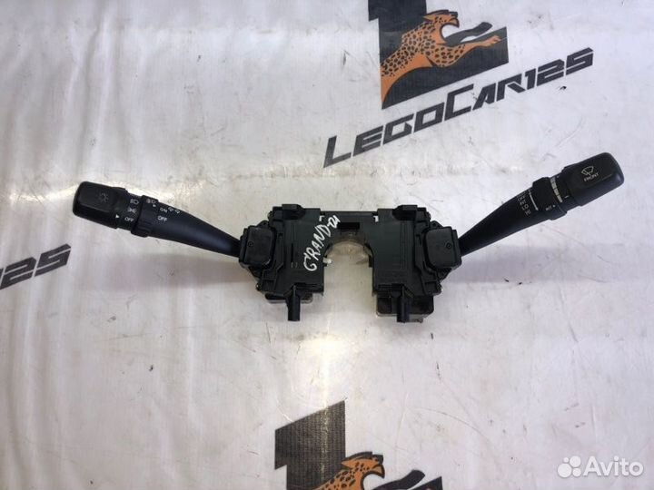 Гитара Hyundai Grandeur 2010