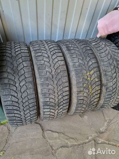 Bridgestone Blizzak Spike-01 195/65 R15