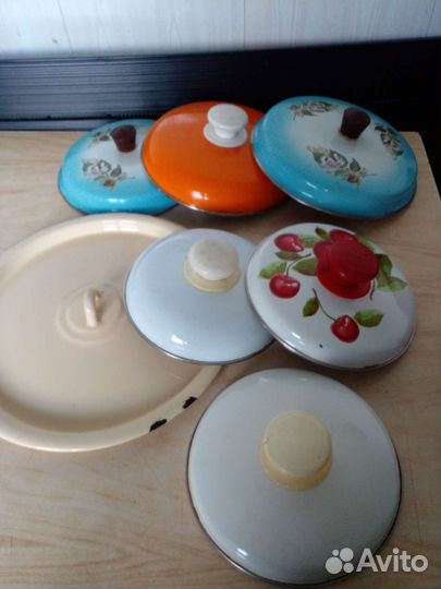 Крышки на кастрюлю б.у,доставки нету