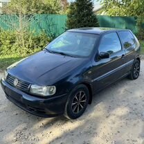 Volkswagen Polo 1.6 MT, 1999, 200 000 км, с пробегом, цена 180� 000 руб.