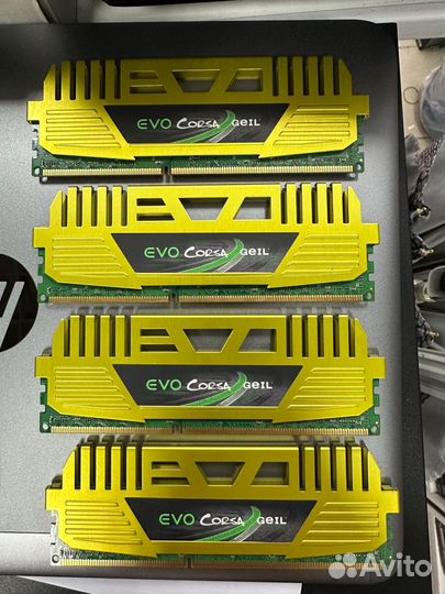 Память GeIL 16 гб (4 гб x 4 шт.) DDR3 2133 мгц