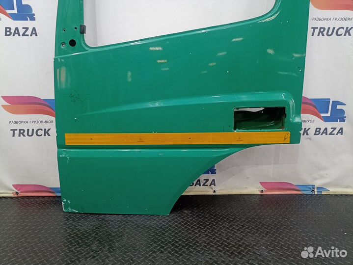 Дверь левая Mercedes-Benz Axor, камаз 5490