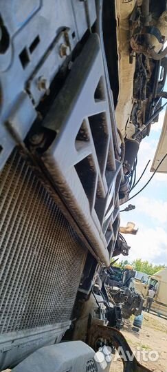 Решетка радиатора Renault T series