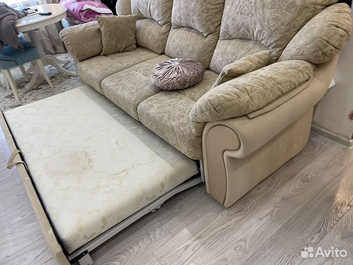 Диван прямой раскладной бу