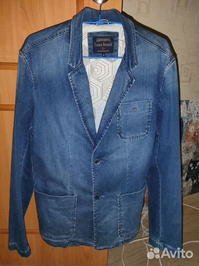 Джинсовый мужской пиджак размер М