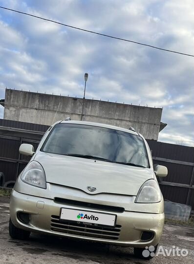 Toyota Funcargo 1.3 AT, 1999, 582 000 км