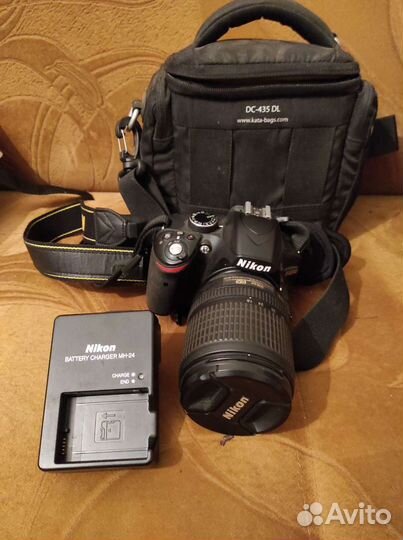 Зеркальный фотоаппарат