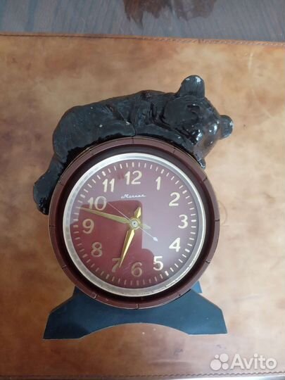 Настольные часы