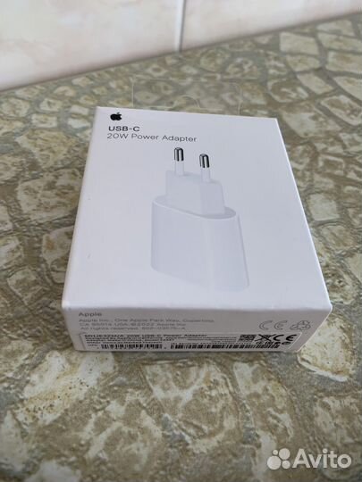Зарядка на iPhone