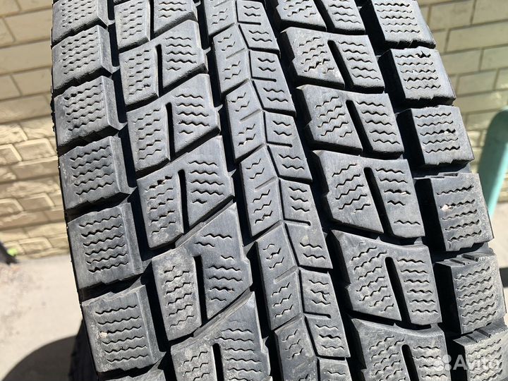 Dunlop Winter Maxx SJ8 225/60 R17