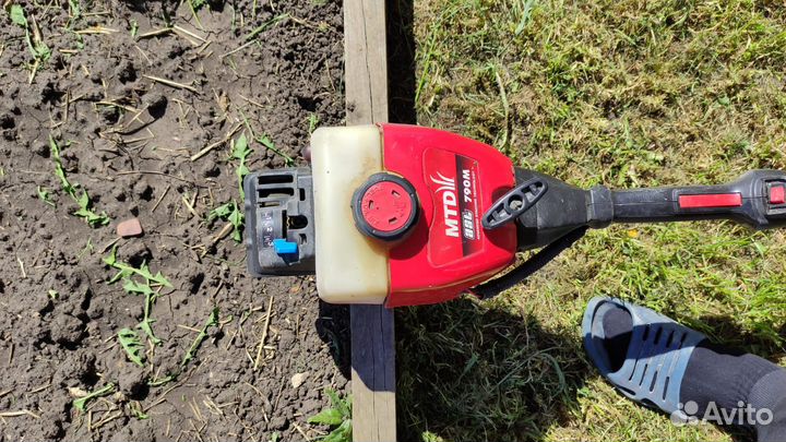 Бензотриммер MTD 790M