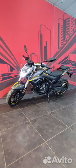 Voge R525