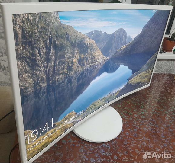 Монитор 32 samsung C32F391FW
