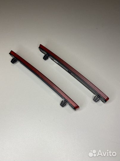 Отражатель в задний бампер Volkswagen T5