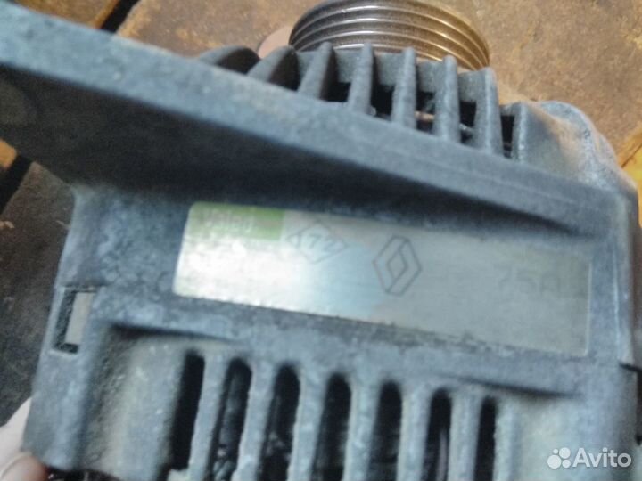 Генератор valeo 7700857075