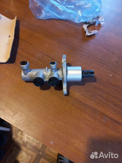 Главный тормозной цилиндр LADA kalina