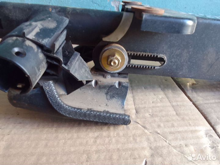 Рулевая колонка Renault Laguna 1