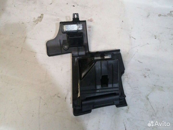 Крышка с карманом Skoda Superb