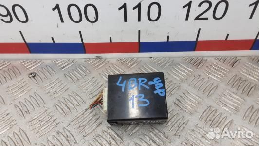 Блок управления toyota RAV 4 ZCA2 (4BR13NC01)