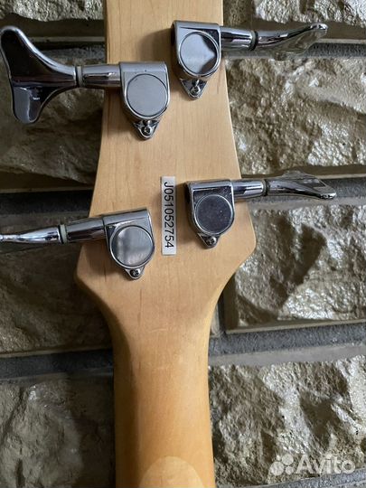 Бас гитара ibanez