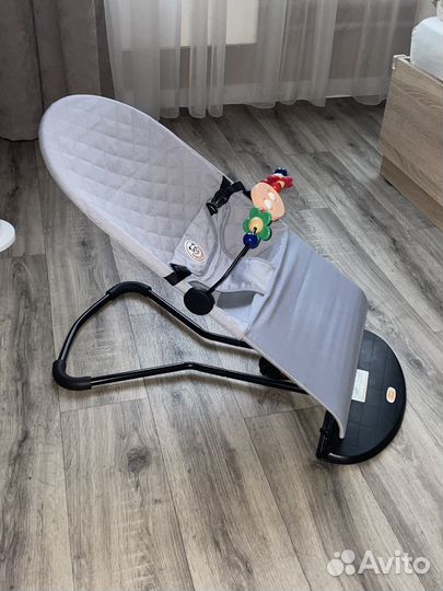 Шезлонг для новорожденных